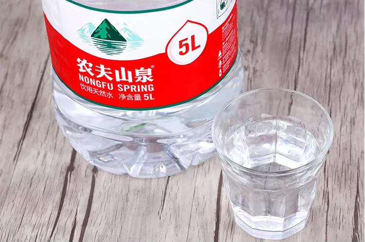 农夫山泉 饮用水 5l*4瓶 (1箱)